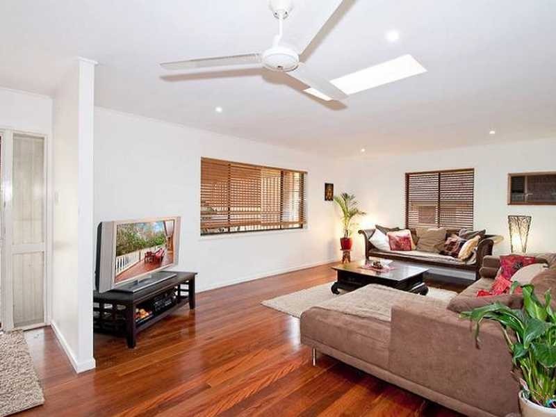 17 TWILIGHT STREET, Kenmore QLD 4069
