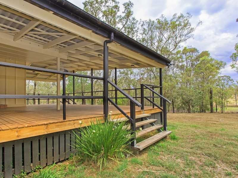 74 Matfield Street, Moggill QLD 4070