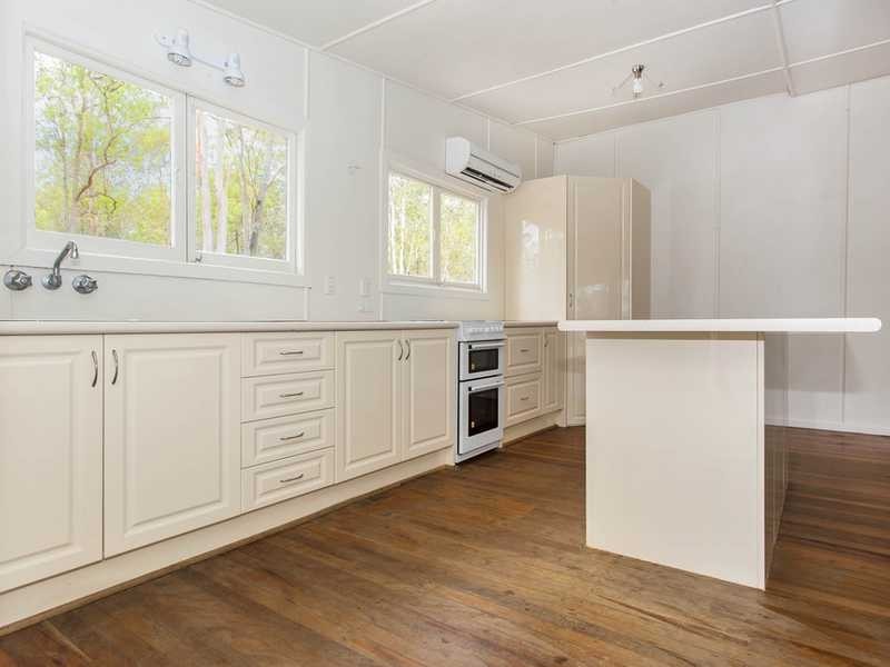 74 Matfield Street, Moggill QLD 4070