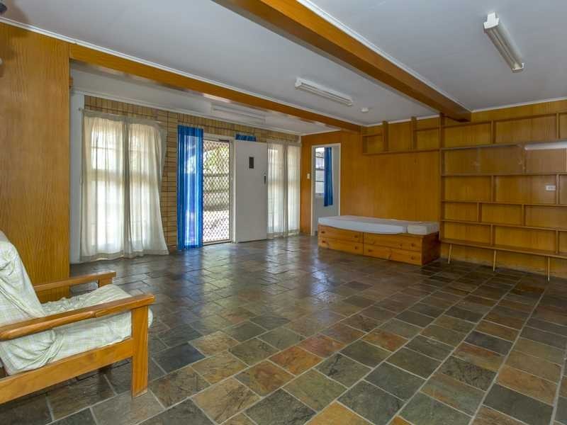 5 Moggill Ferry Road, Riverview QLD 4303