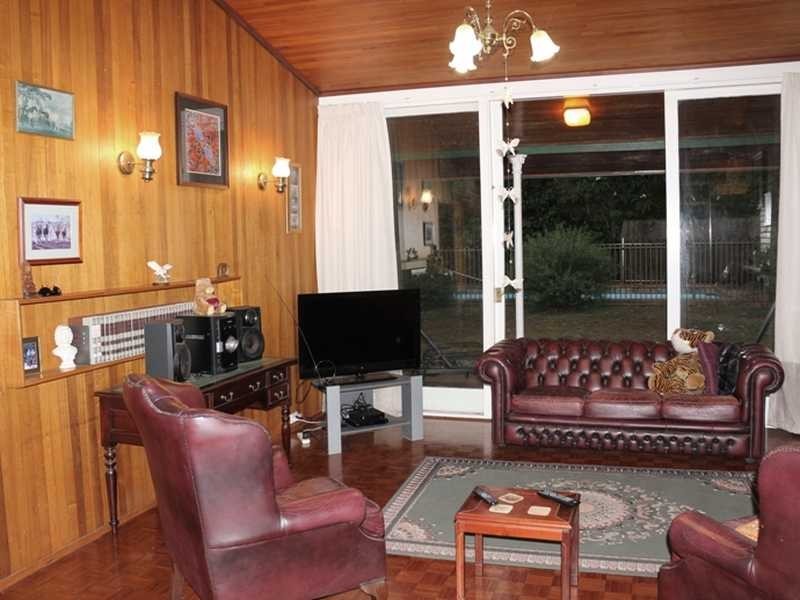 563 BROOKFIELD ROAD, Kenmore Hills QLD 4069