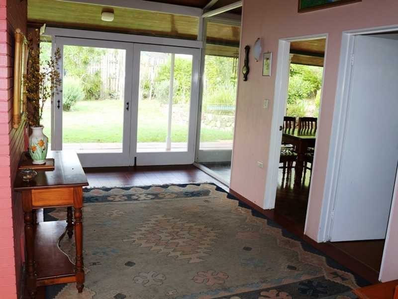 563 BROOKFIELD ROAD, Kenmore Hills QLD 4069