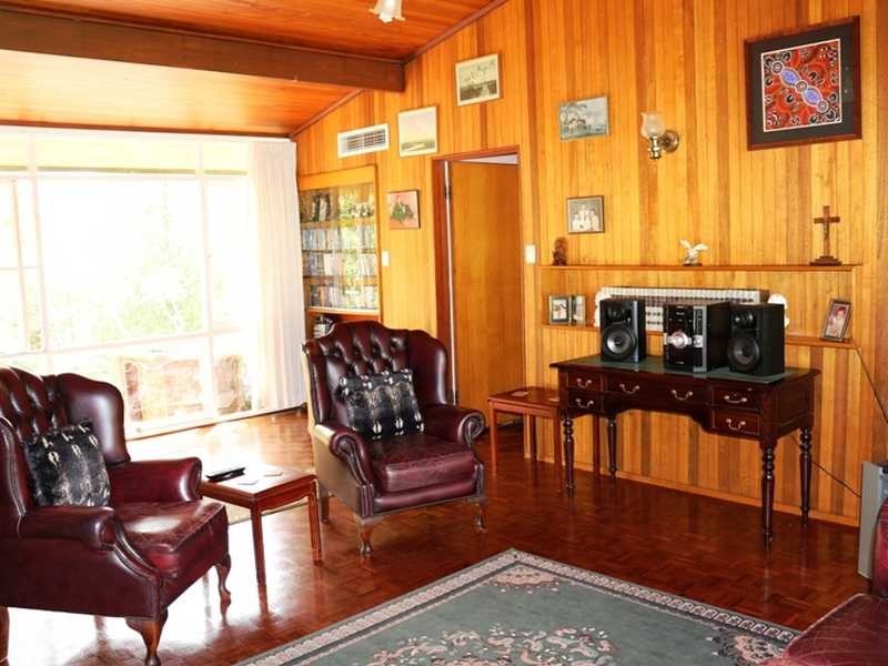 563 BROOKFIELD ROAD, Kenmore Hills QLD 4069