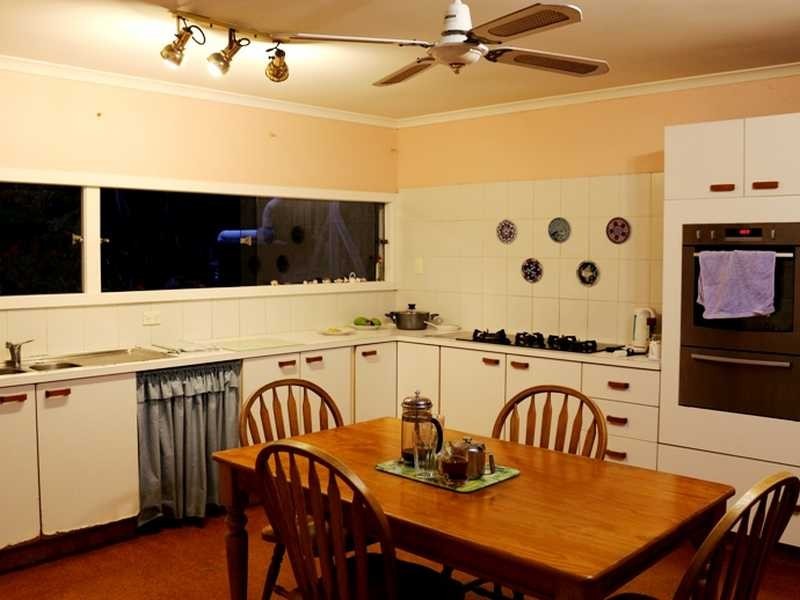 563 BROOKFIELD ROAD, Kenmore Hills QLD 4069