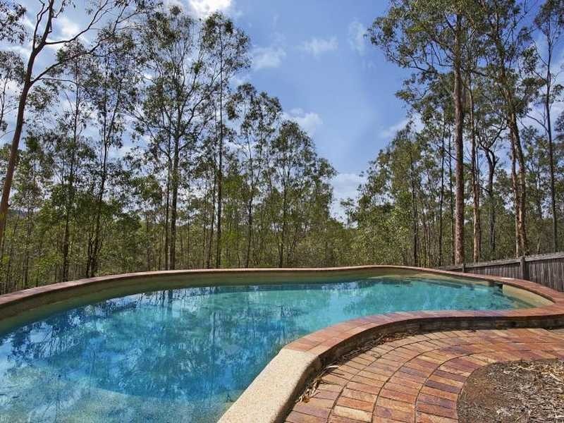 55 GLEN RUTHER COURT, Mount Crosby QLD 4306