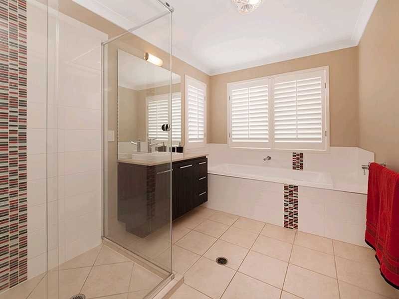 14 BARBARA COURT, Moggill QLD 4070
