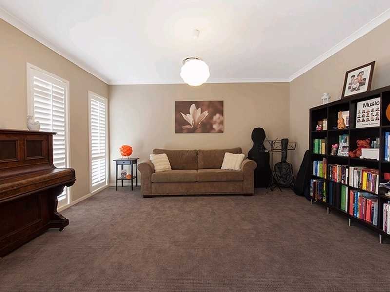 14 BARBARA COURT, Moggill QLD 4070