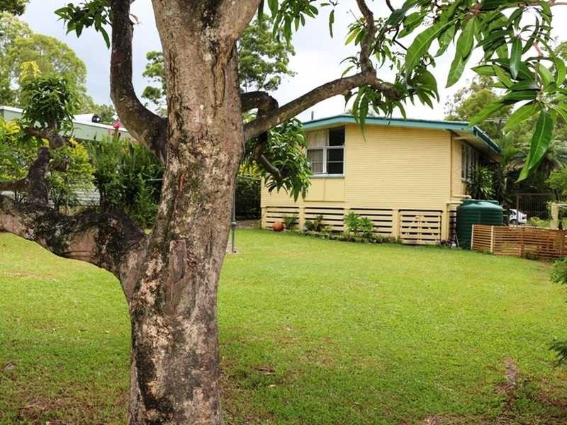 4 ARDELL STREET, Kenmore QLD 4069