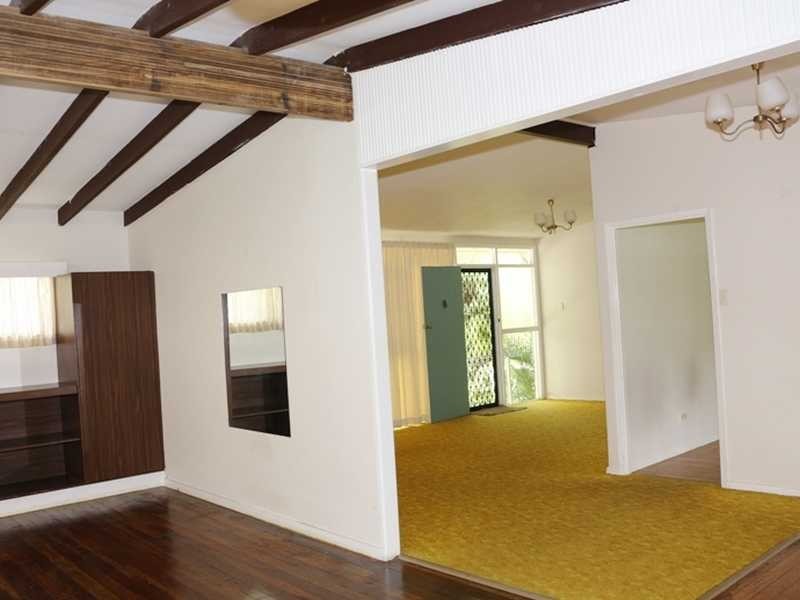 4 ARDELL STREET, Kenmore QLD 4069