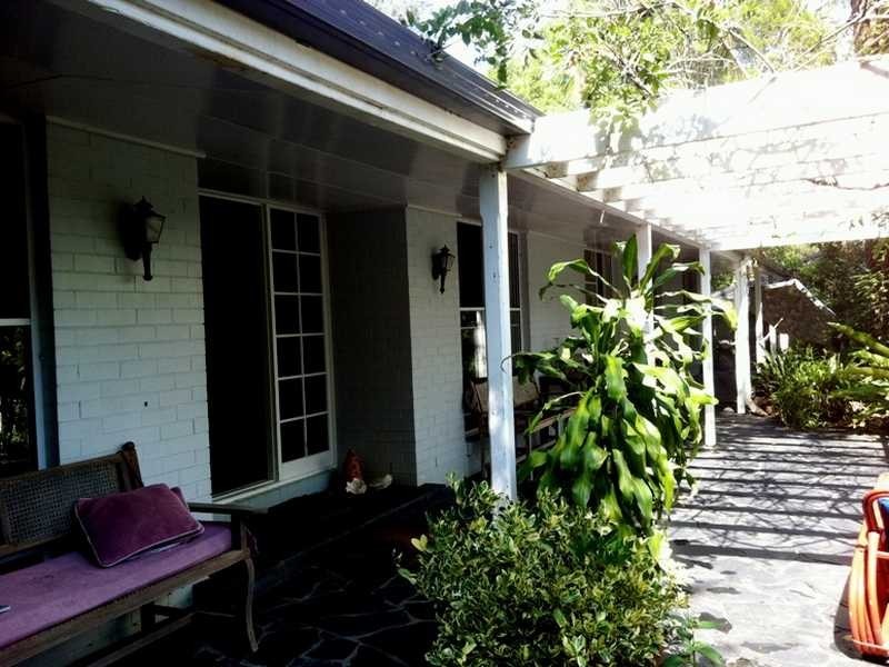 Brookfield QLD 4069