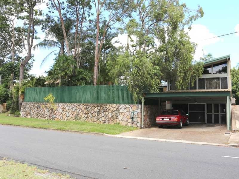 3 MOORFIELDS STREET, Fig Tree Pocket QLD 4069