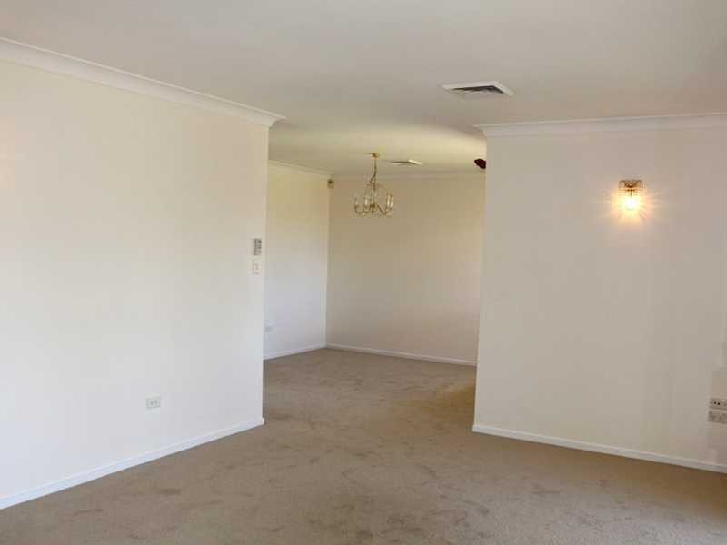 21 MONDRA STREET, Kenmore Hills QLD 4069