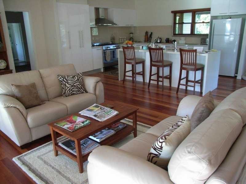 Brookfield QLD 4069