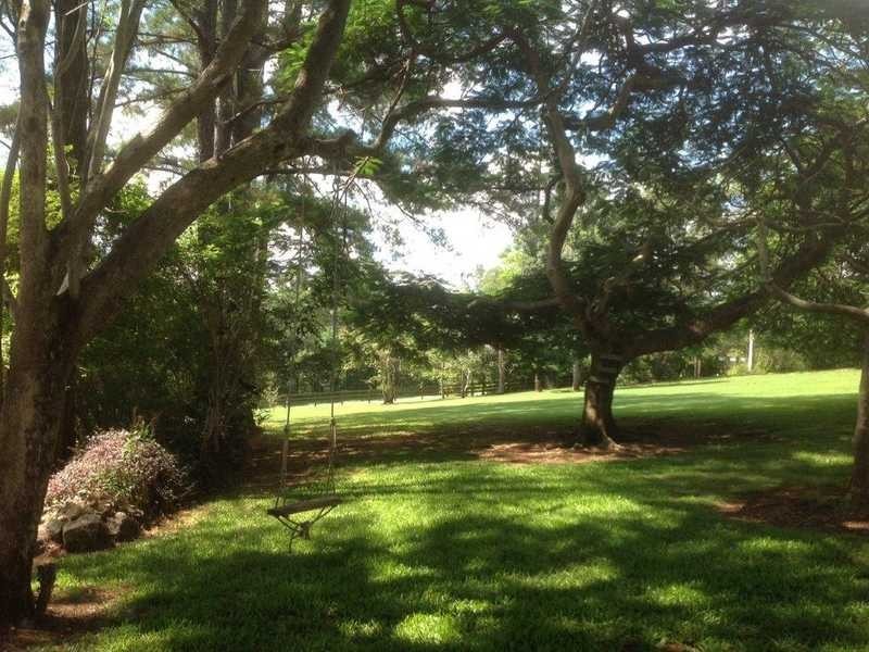 Brookfield QLD 4069
