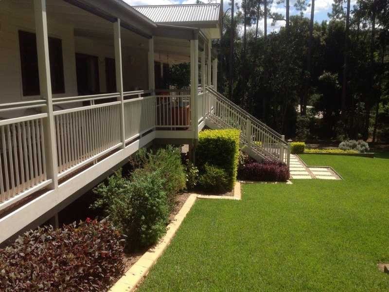 Brookfield QLD 4069