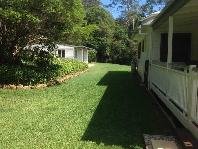 Brookfield QLD 4069