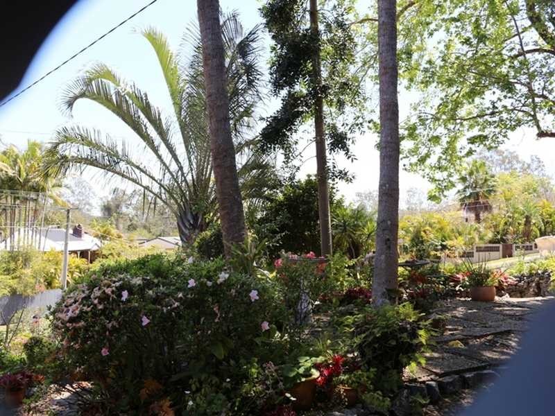 16 ARONIA STREET, Kenmore QLD 4069