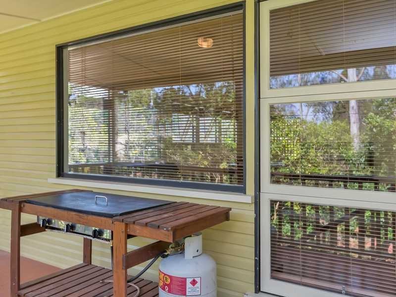 73 MOORDALE STREET, Chapel Hill QLD 4069