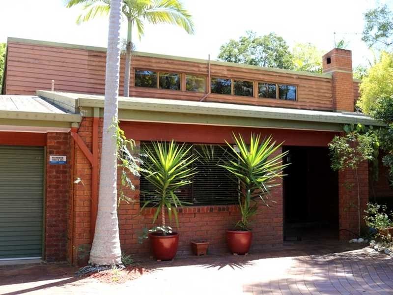 9 SHADOWOOD STREET, Kenmore Hills QLD 4069