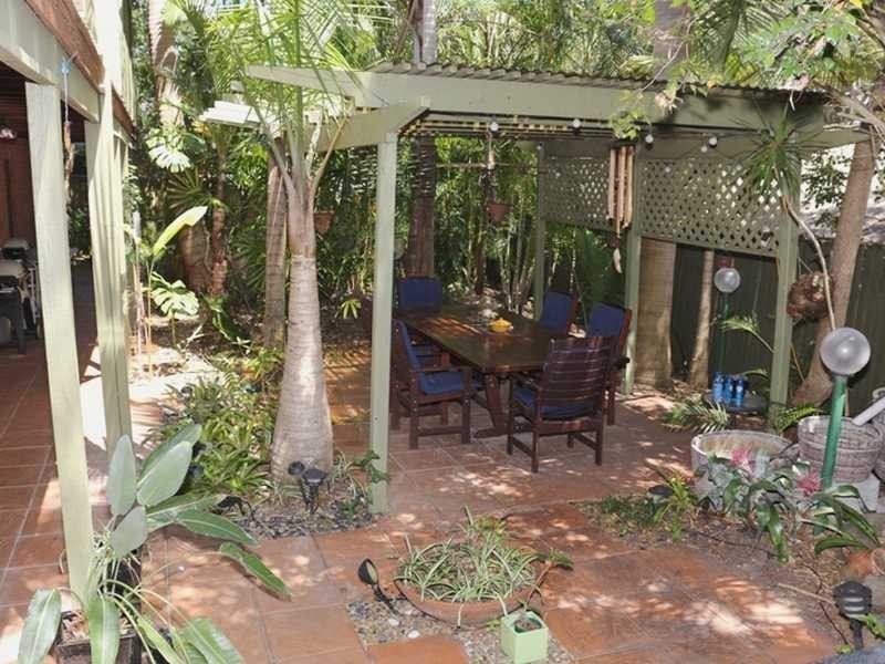 9 SHADOWOOD STREET, Kenmore Hills QLD 4069