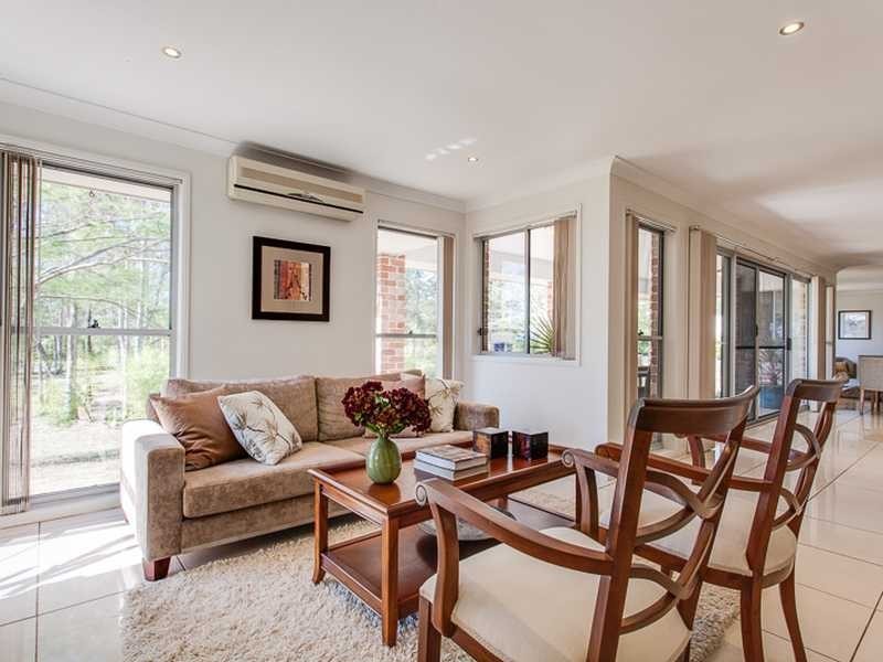 27 CASTLEREAGH PLACE, Anstead QLD 4070