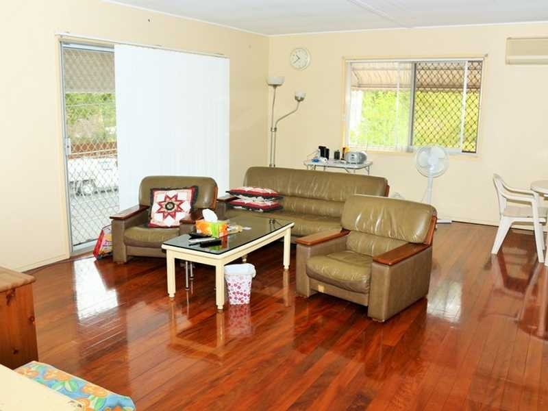 32 Marshall Lane, Kenmore QLD 4069