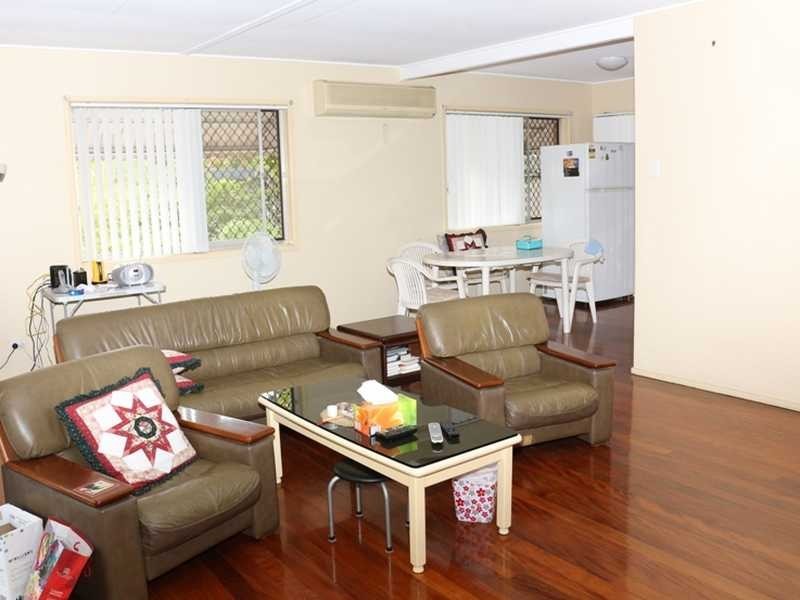 32 Marshall Lane, Kenmore QLD 4069