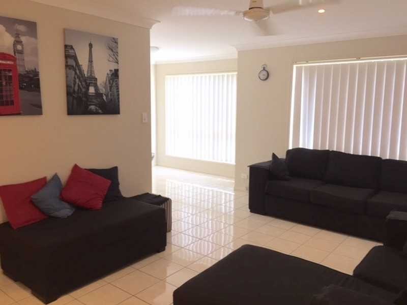 54 LAGOON CRES, Bellbowrie QLD 4070