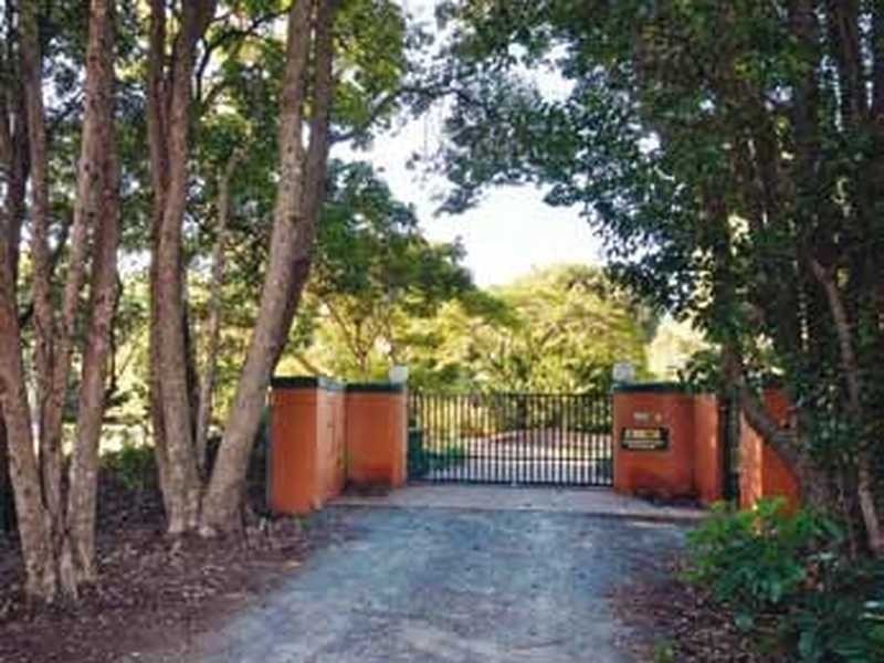 8-16 Riverbend Ave, Carrara QLD 4211