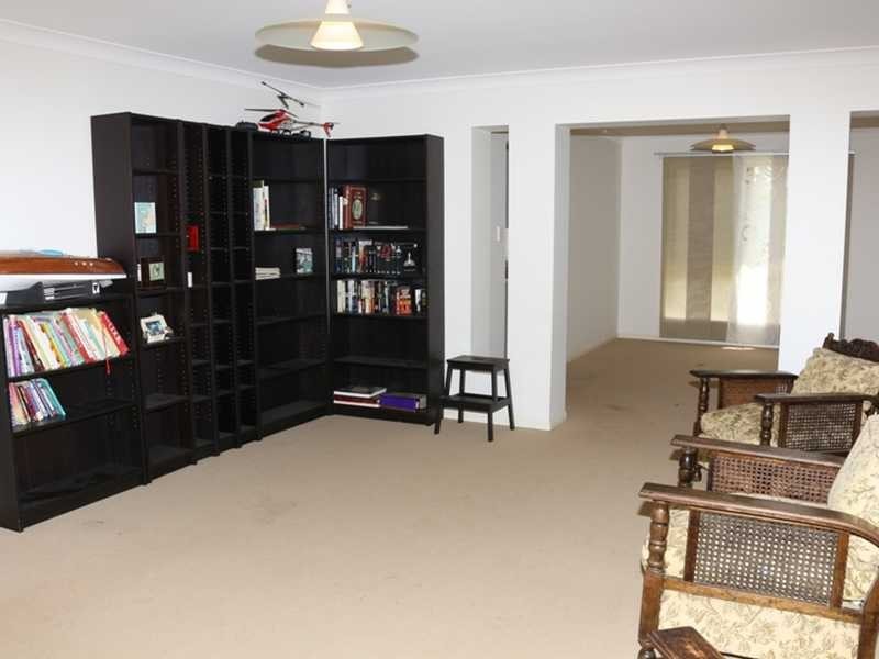 170 Parkwood Place, Anstead QLD 4070