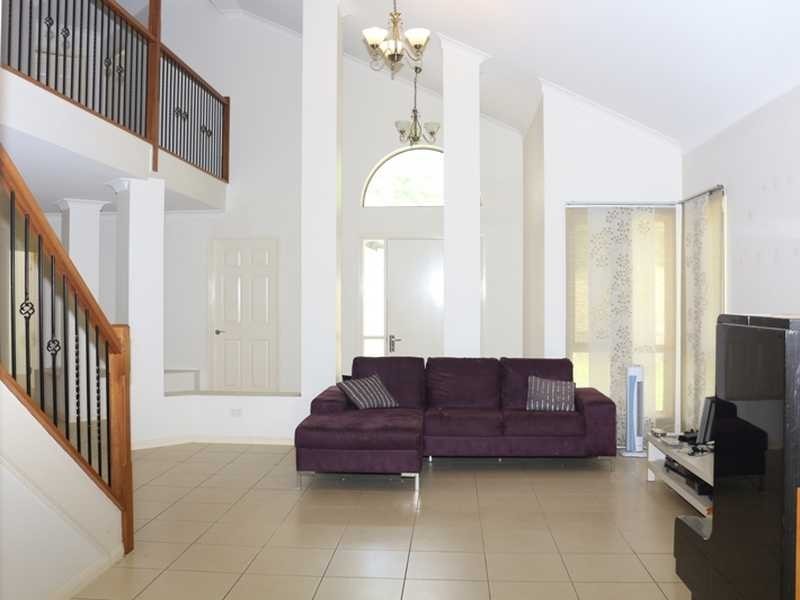 170 Parkwood Place, Anstead QLD 4070