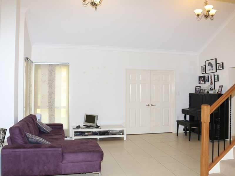 170 Parkwood Place, Anstead QLD 4070