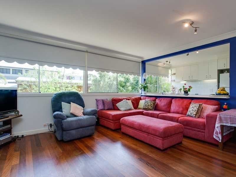 8 Sophia Street, Kenmore QLD 4069