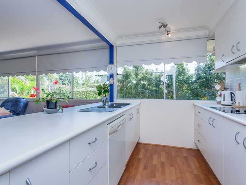 8 Sophia Street, Kenmore QLD 4069