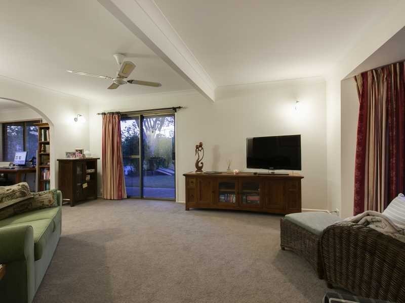 1 Havenwood Street, Kenmore Hills QLD 4069