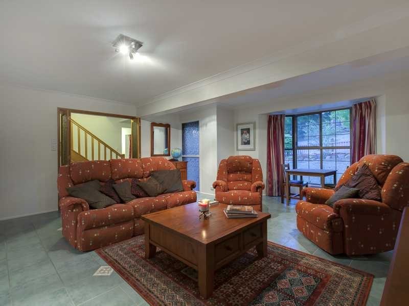 1 Havenwood Street, Kenmore Hills QLD 4069