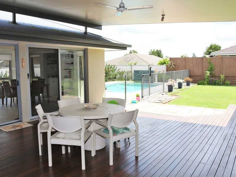 8 Spotted Gum Place, Moggill QLD 4070