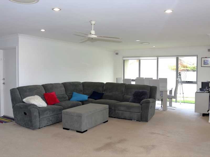 8 Spotted Gum Place, Moggill QLD 4070