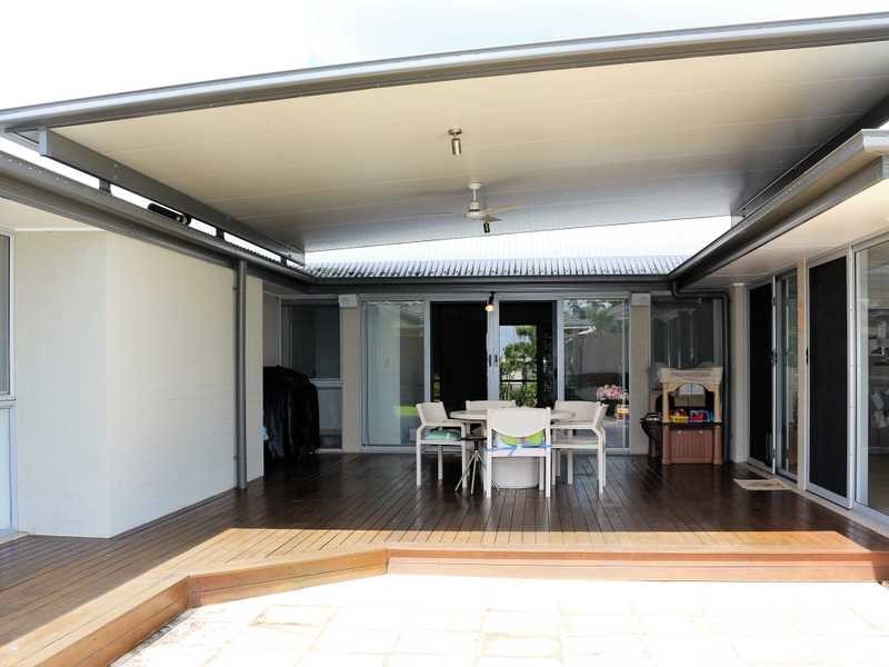 8 Spotted Gum Place, Moggill QLD 4070