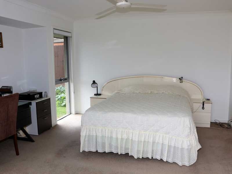 8 Spotted Gum Place, Moggill QLD 4070