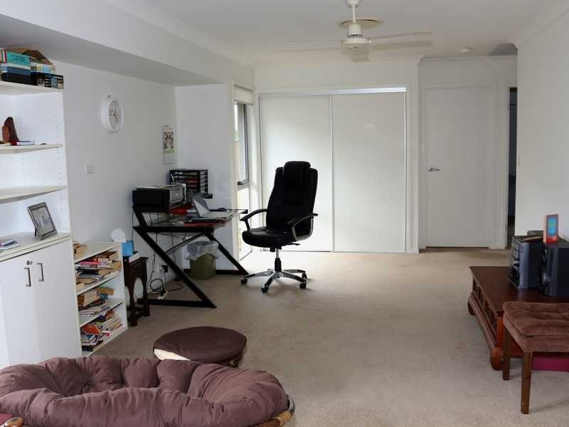 8 Spotted Gum Place, Moggill QLD 4070