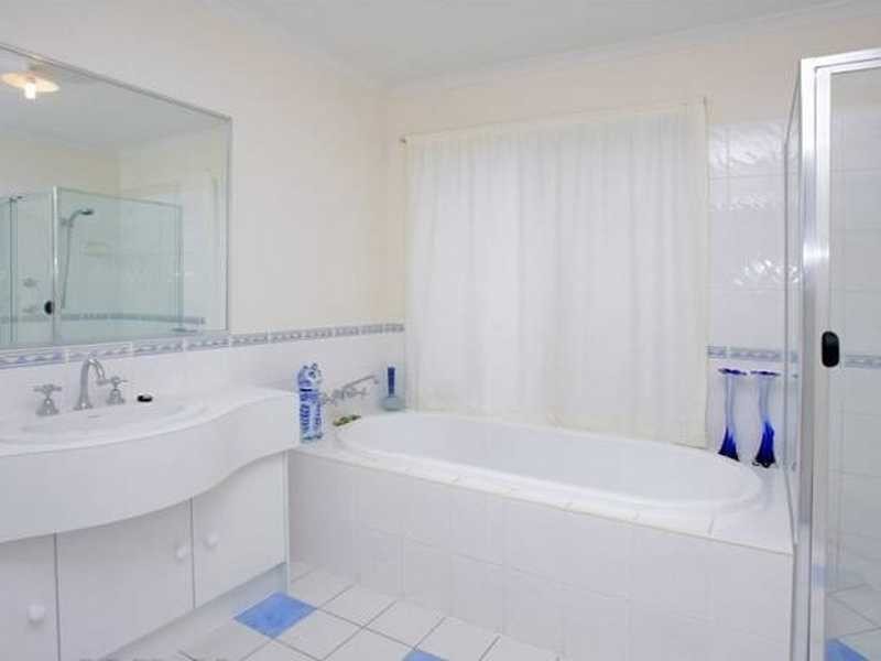 27 Liberty Crescent, Springfield Lakes QLD 4300