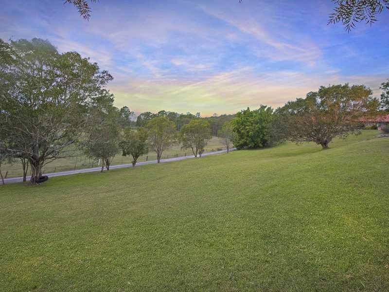 154 Mount Crosby Road, Anstead QLD 4070