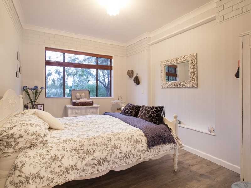 154 Mount Crosby Road, Anstead QLD 4070