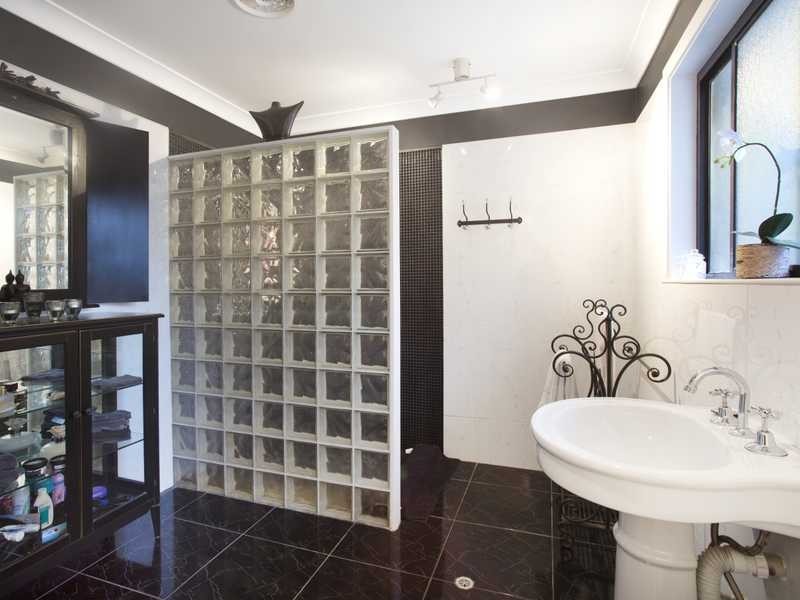 154 Mount Crosby Road, Anstead QLD 4070