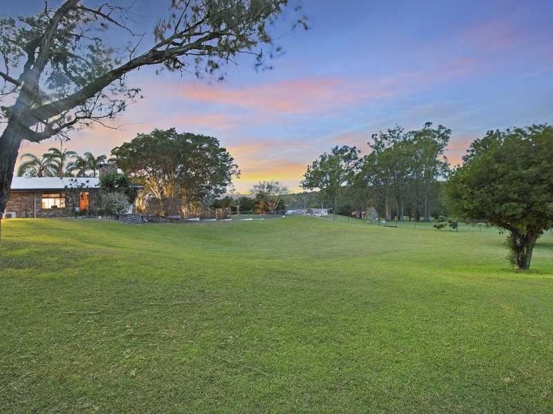 154 Mount Crosby Road, Anstead QLD 4070