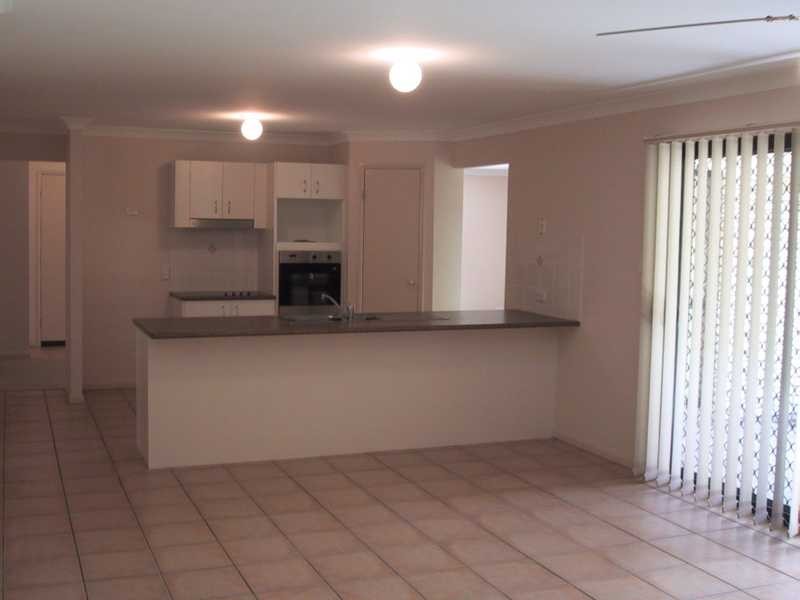 12 Tulipwood Cres, Moggill QLD 4070