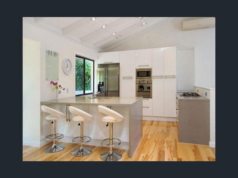 5 Ballard Place, Fig Tree Pocket QLD 4069