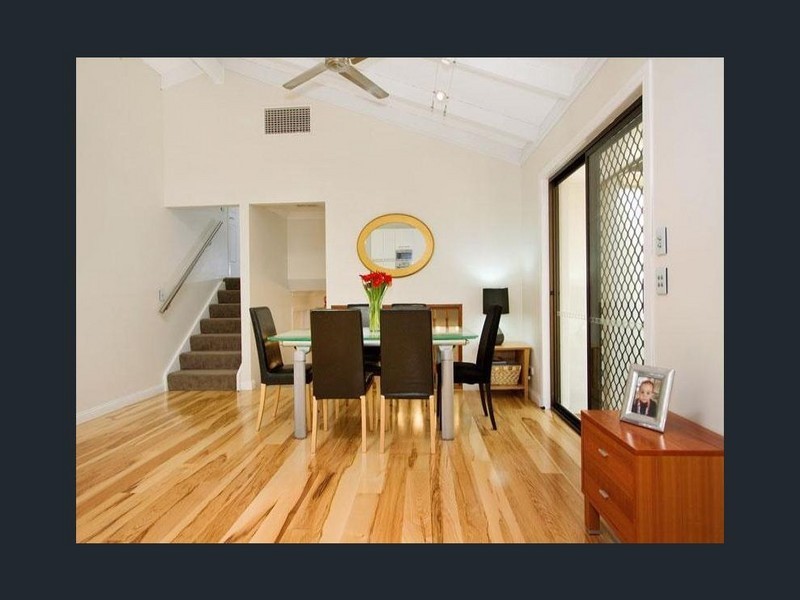 5 Ballard Place, Fig Tree Pocket QLD 4069