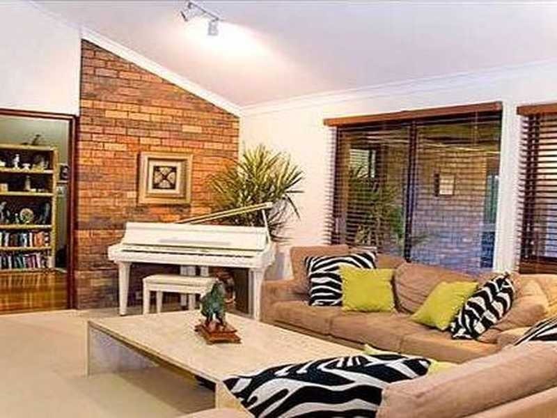 Kenmore Hills QLD 4069
